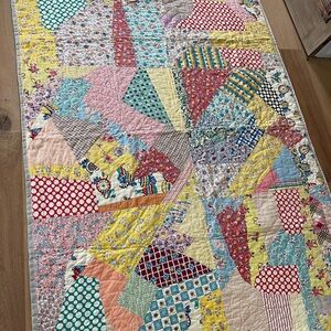 Vintage 1940s feedsack Crazy Quilt Beautiful Cotton Patchwork Blanket